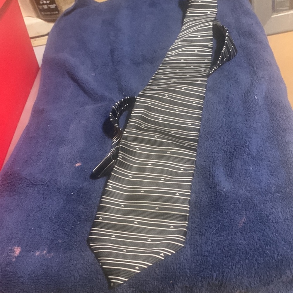 Halston Tie - image 6